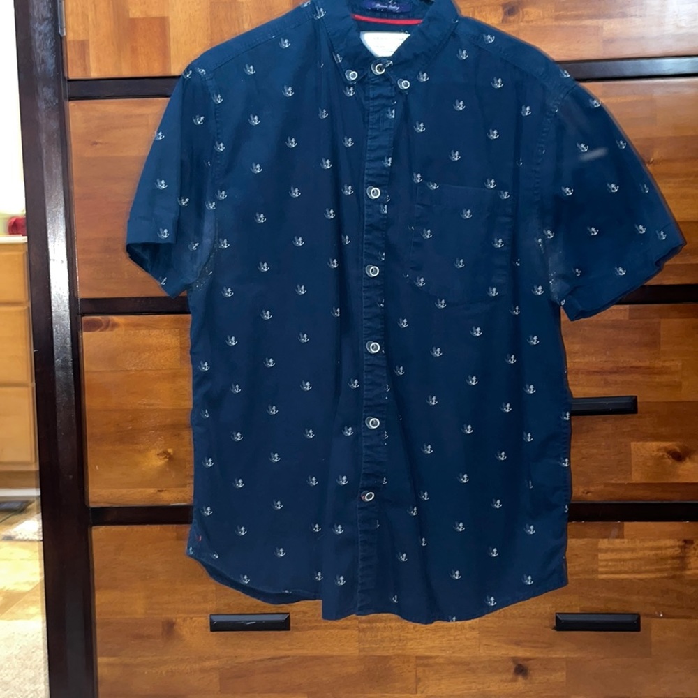 Short sleeve button up shirt